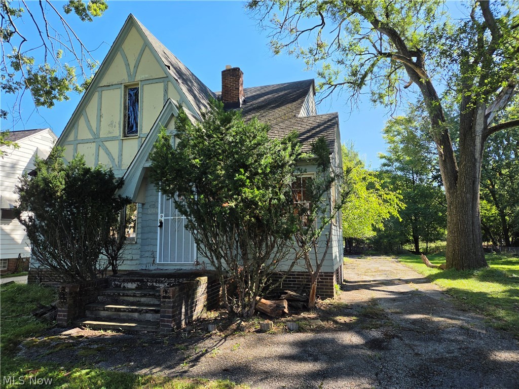 5245 Theodore Street Maple Heights OH 44137