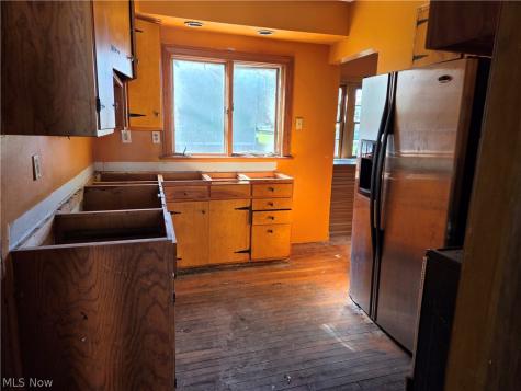 5245 Theodore Street Maple Heights OH 44137