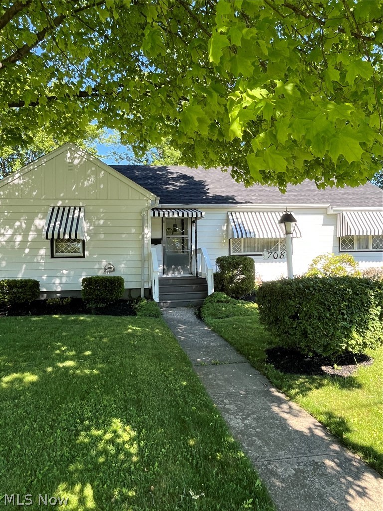 708 Allen Avenue Ashtabula OH 44004