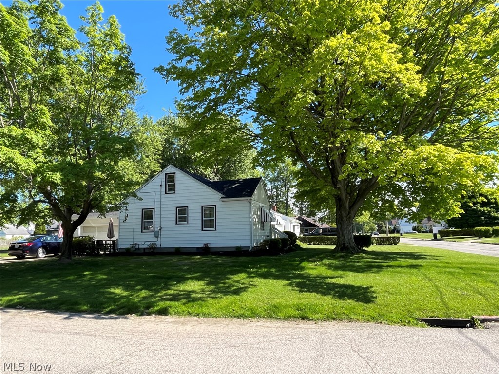 708 Allen Avenue Ashtabula OH 44004