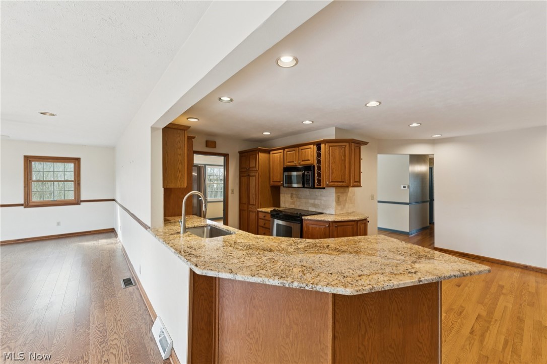 5643 Park Ridge Drive North Olmsted OH 44070