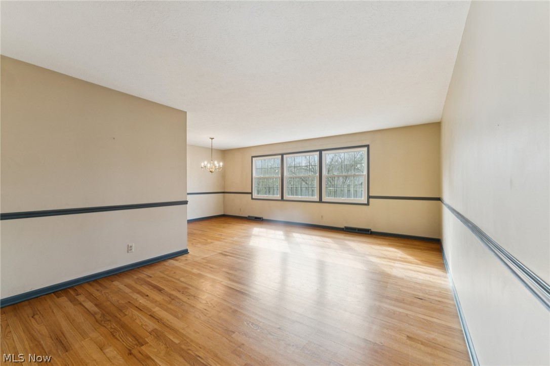 5643 Park Ridge Drive North Olmsted OH 44070