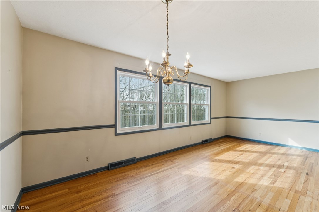 5643 Park Ridge Drive North Olmsted OH 44070