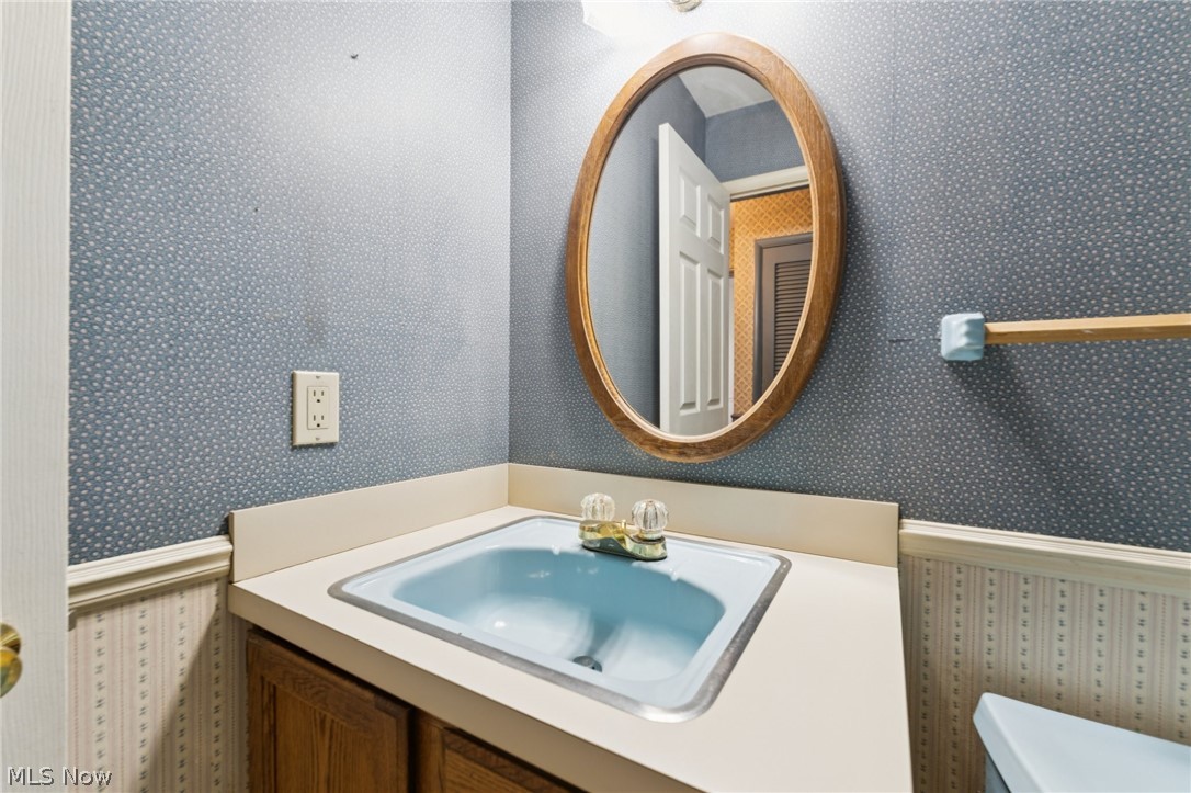 5643 Park Ridge Drive North Olmsted OH 44070