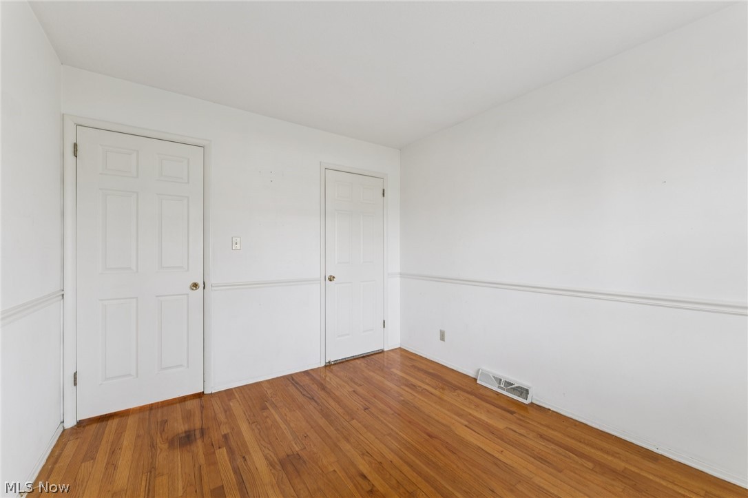 5643 Park Ridge Drive North Olmsted OH 44070