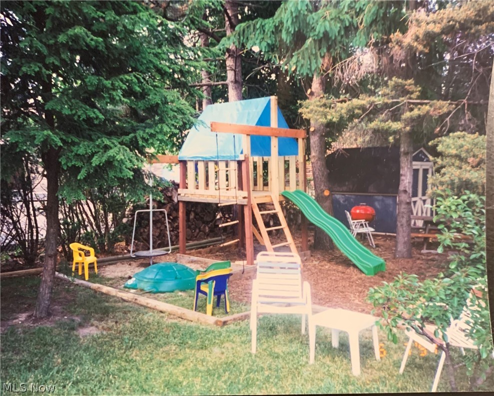 5643 Park Ridge Drive North Olmsted OH 44070