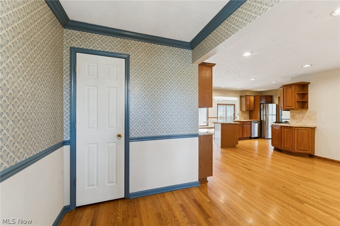 5643 Park Ridge Drive North Olmsted OH 44070