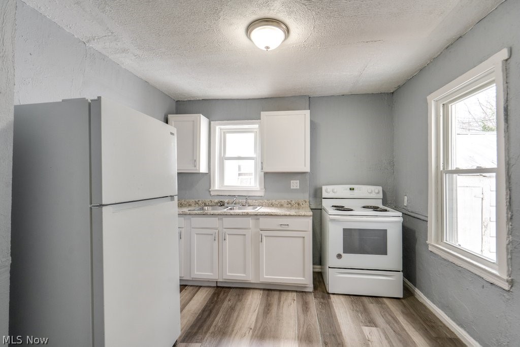 1090 Greenwood Avenue Akron OH 44320