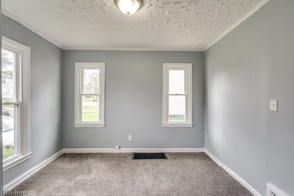 1090 Greenwood Avenue Akron OH 44320