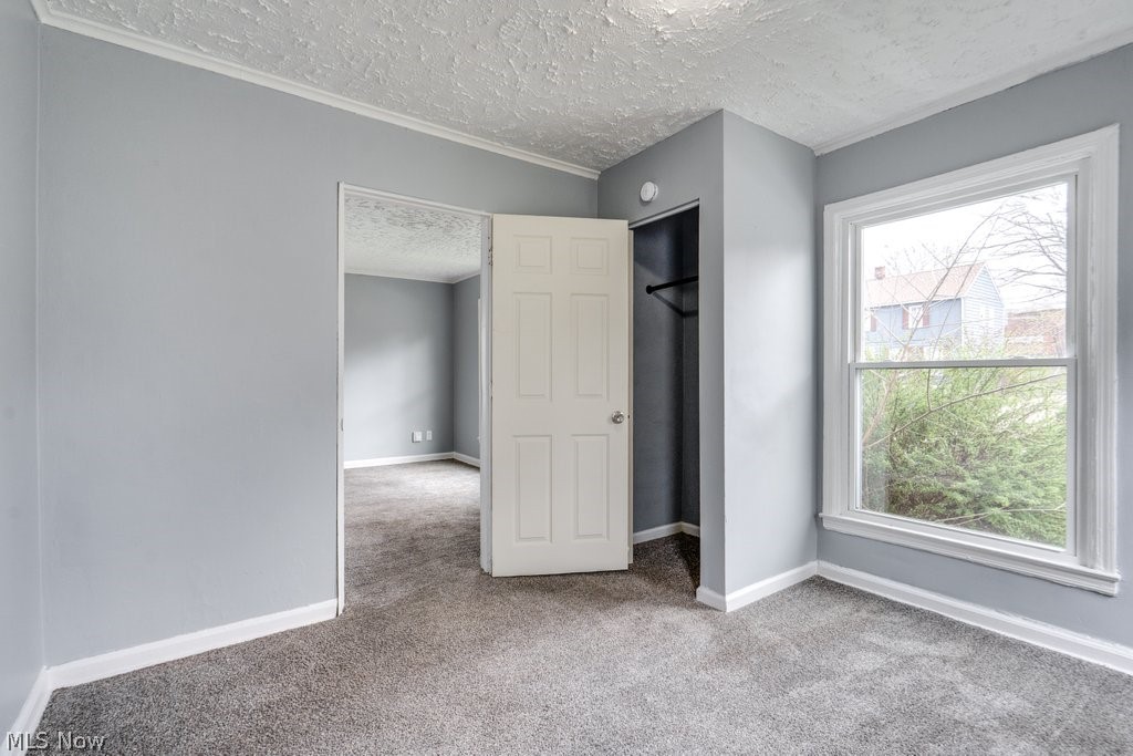 1090 Greenwood Avenue Akron OH 44320