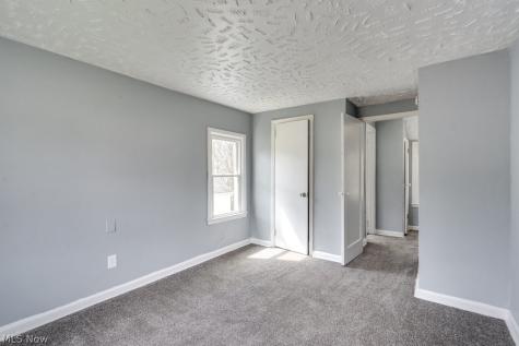 1090 Greenwood Avenue Akron OH 44320
