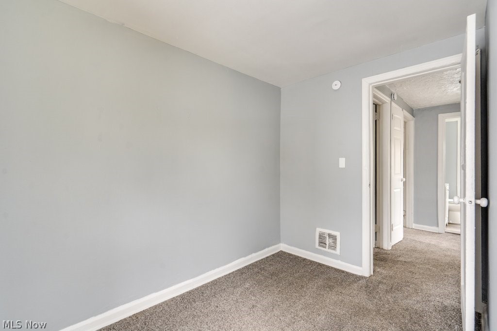 1090 Greenwood Avenue Akron OH 44320