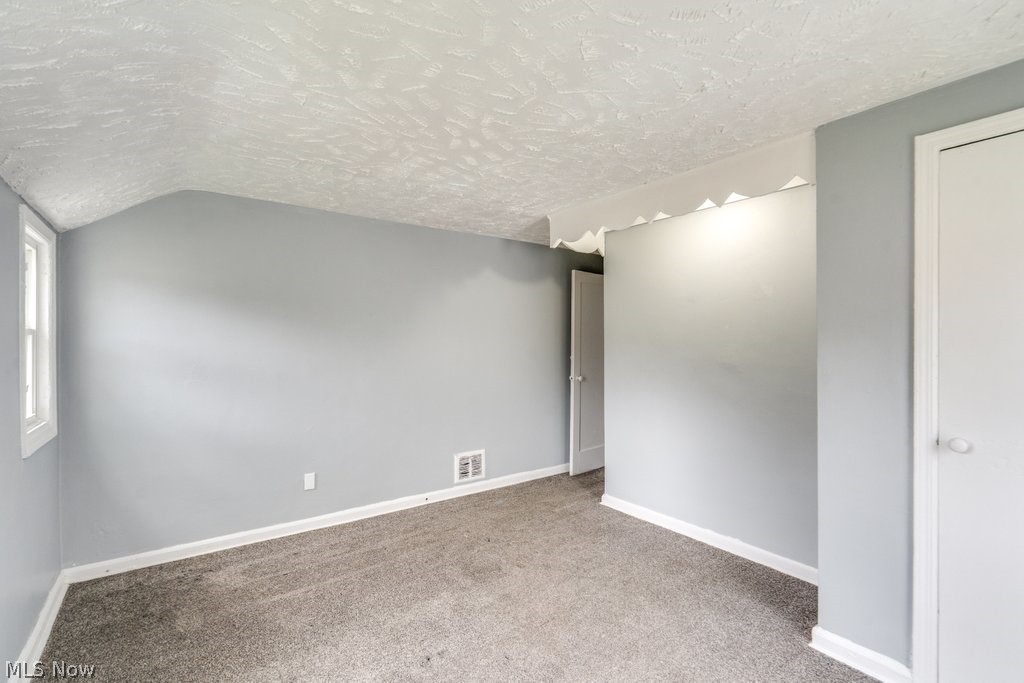 1090 Greenwood Avenue Akron OH 44320