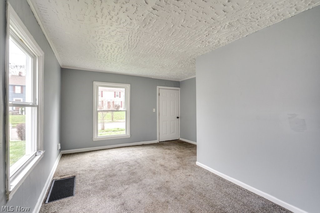 1090 Greenwood Avenue Akron OH 44320