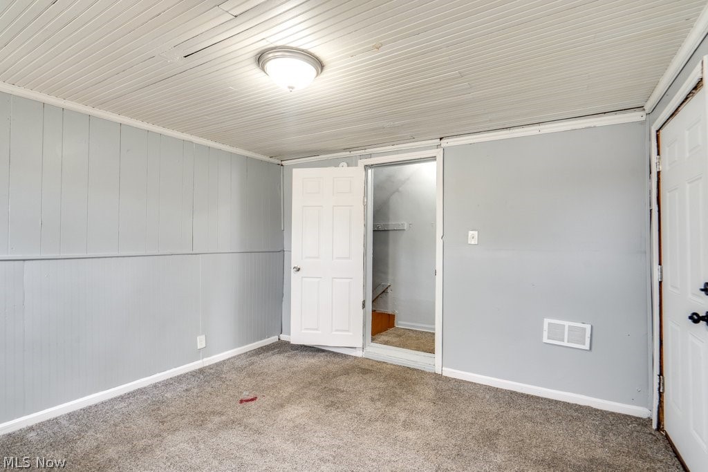 1090 Greenwood Avenue Akron OH 44320