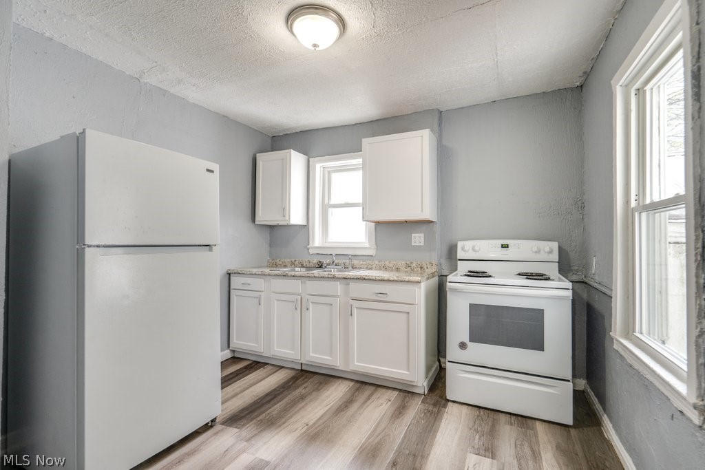 1090 Greenwood Avenue Akron OH 44320