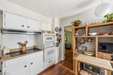 4104 Linnell Road South Euclid OH 44121