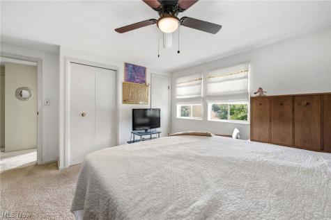 4104 Linnell Road South Euclid OH 44121