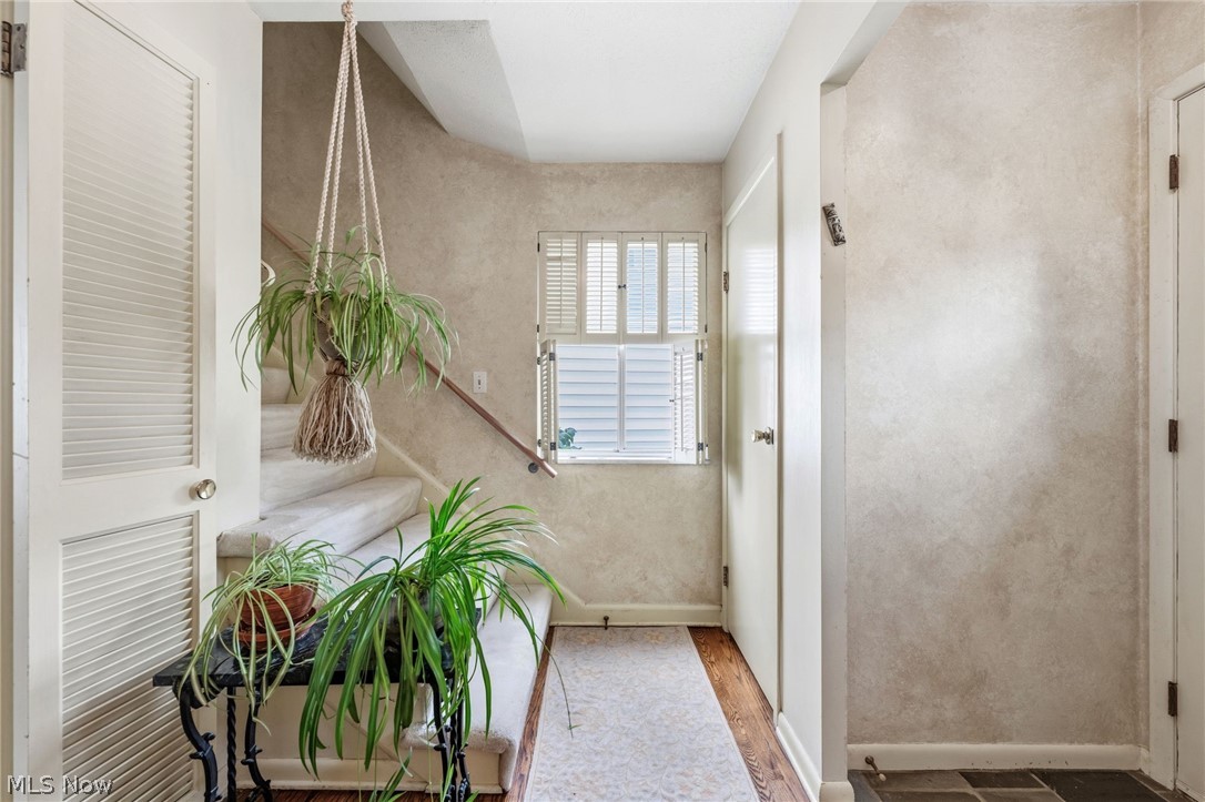 4104 Linnell Road South Euclid OH 44121