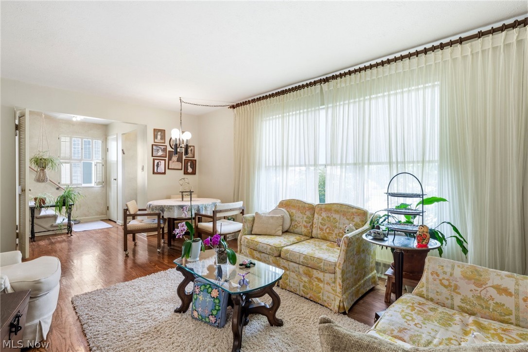 4104 Linnell Road South Euclid OH 44121