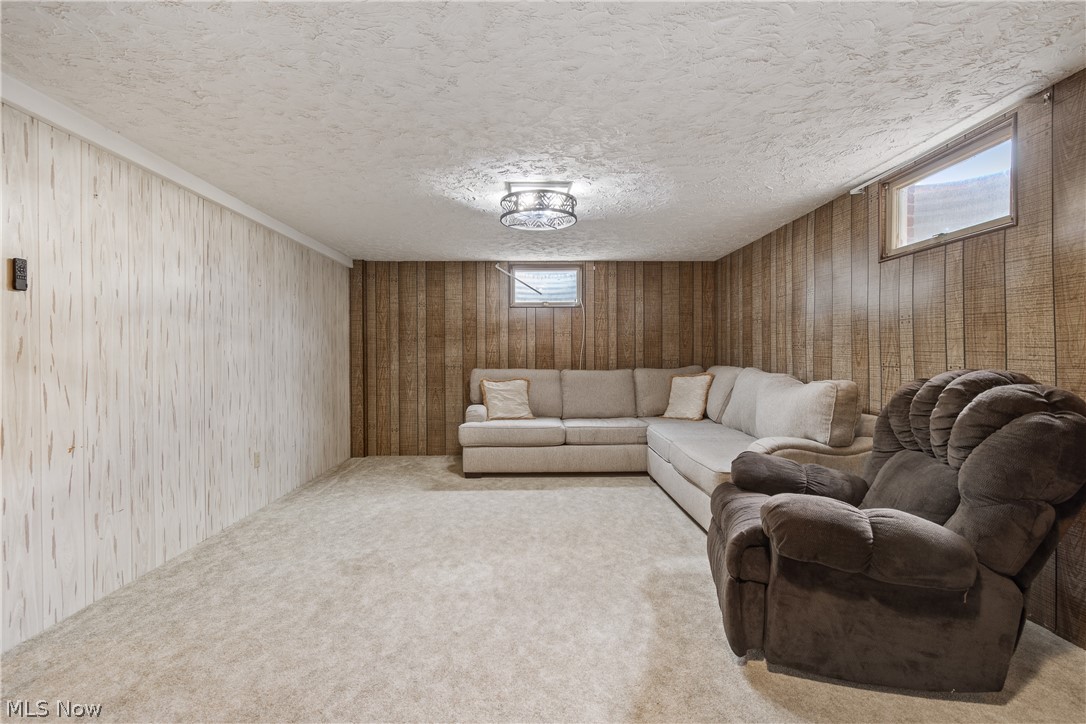 81 Lerue Street Apple Creek OH 44606