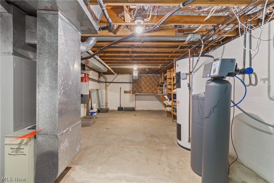81 Lerue Street Apple Creek OH 44606
