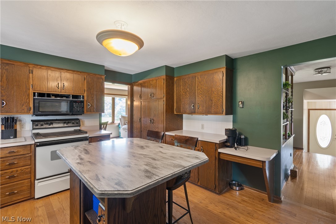 81 Lerue Street Apple Creek OH 44606