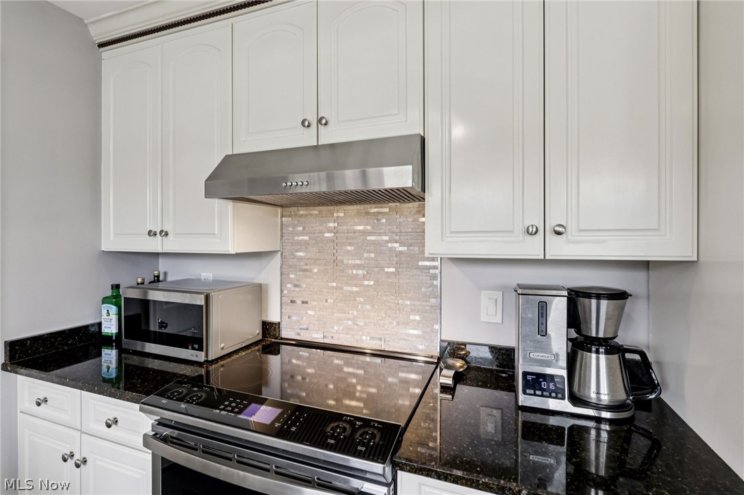 8354 Cloveridge Road Chagrin Falls OH 44022