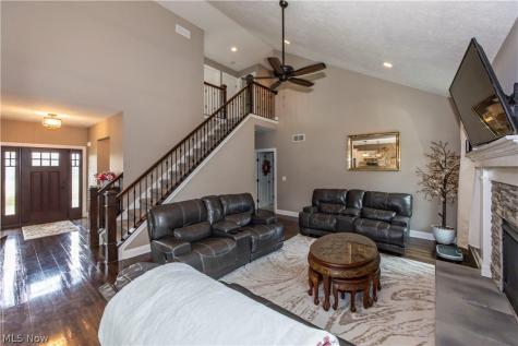 963 Cook Drive Canal Fulton OH 44614