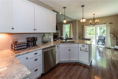 963 Cook Drive Canal Fulton OH 44614