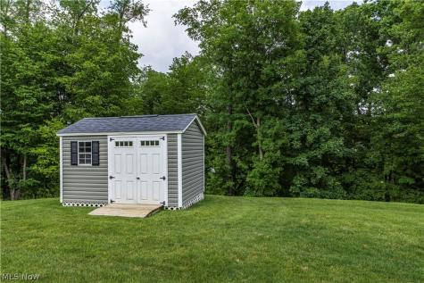 963 Cook Drive Canal Fulton OH 44614