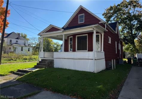 231 Rosenberry Street Alliance OH 44601