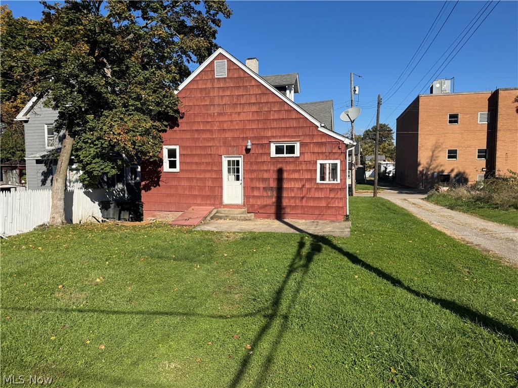 231 Rosenberry Street Alliance OH 44601