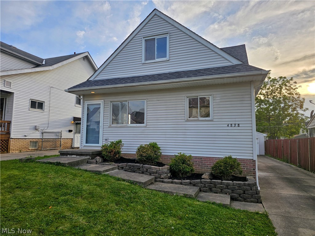 4838 E 86th Street Garfield Heights OH 44125
