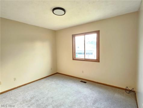 4838 E 86th Street Garfield Heights OH 44125