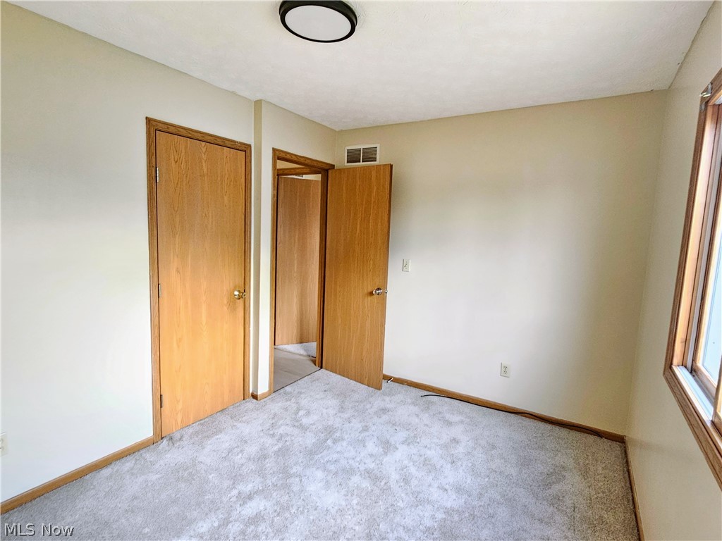 4838 E 86th Street Garfield Heights OH 44125