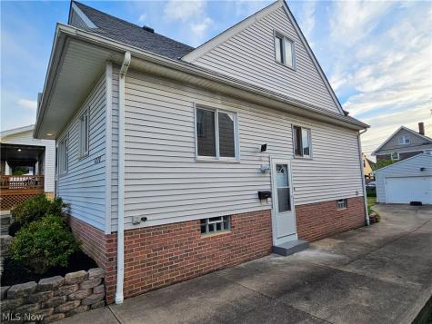 4838 E 86th Street Garfield Heights OH 44125