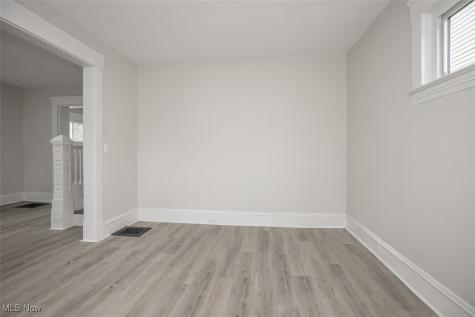 2190 E 86th Street Cleveland OH 44106