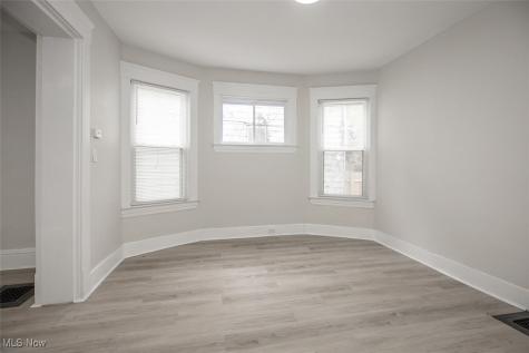 2190 E 86th Street Cleveland OH 44106