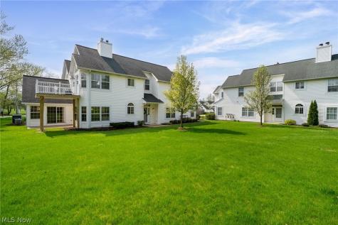 116 Vista Court North Olmsted OH 44070