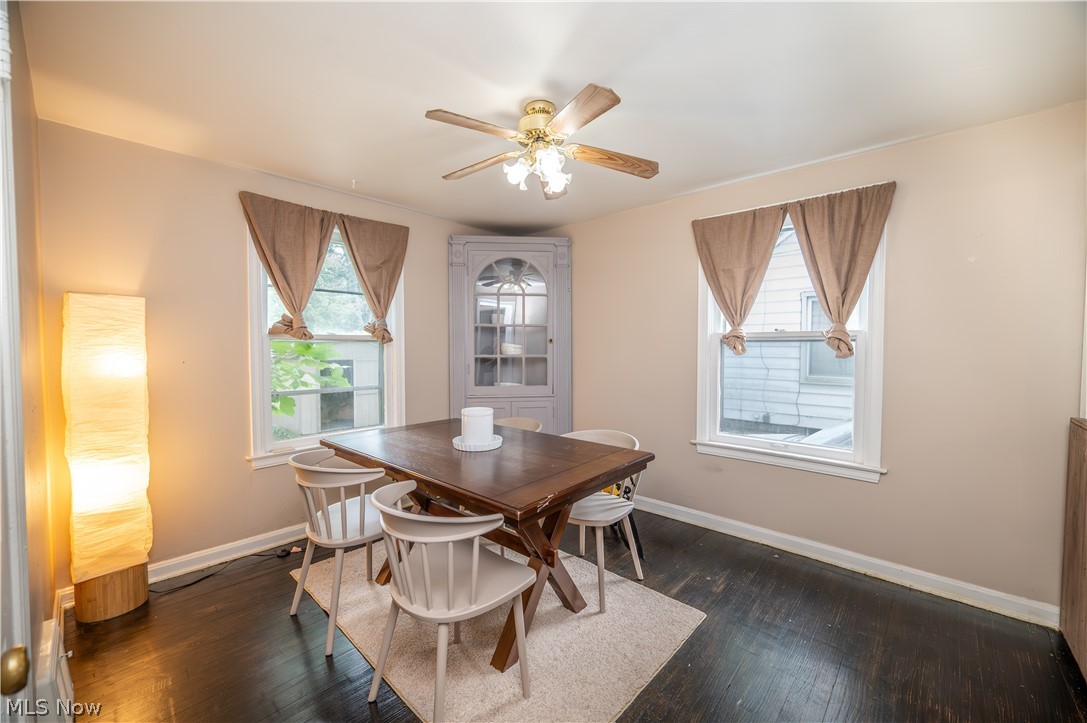 727 Meadowbrook Avenue SE Warren OH 44484