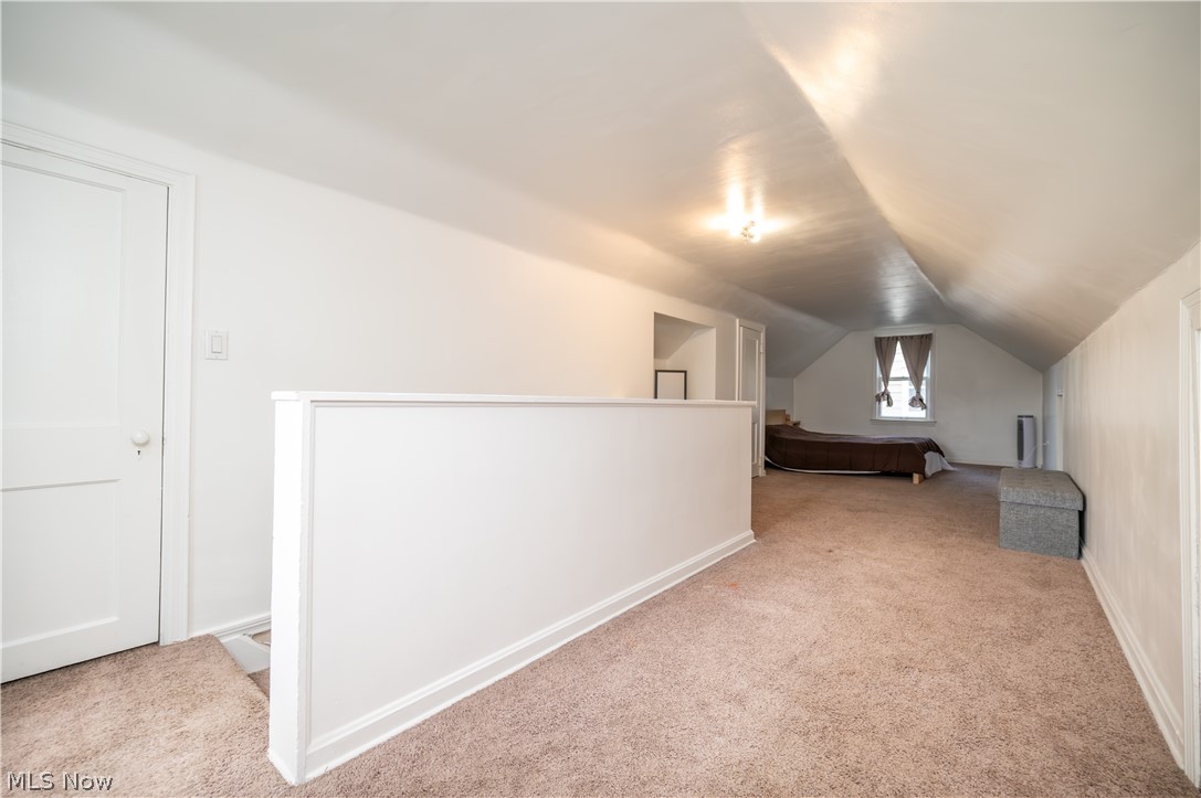 727 Meadowbrook Avenue SE Warren OH 44484