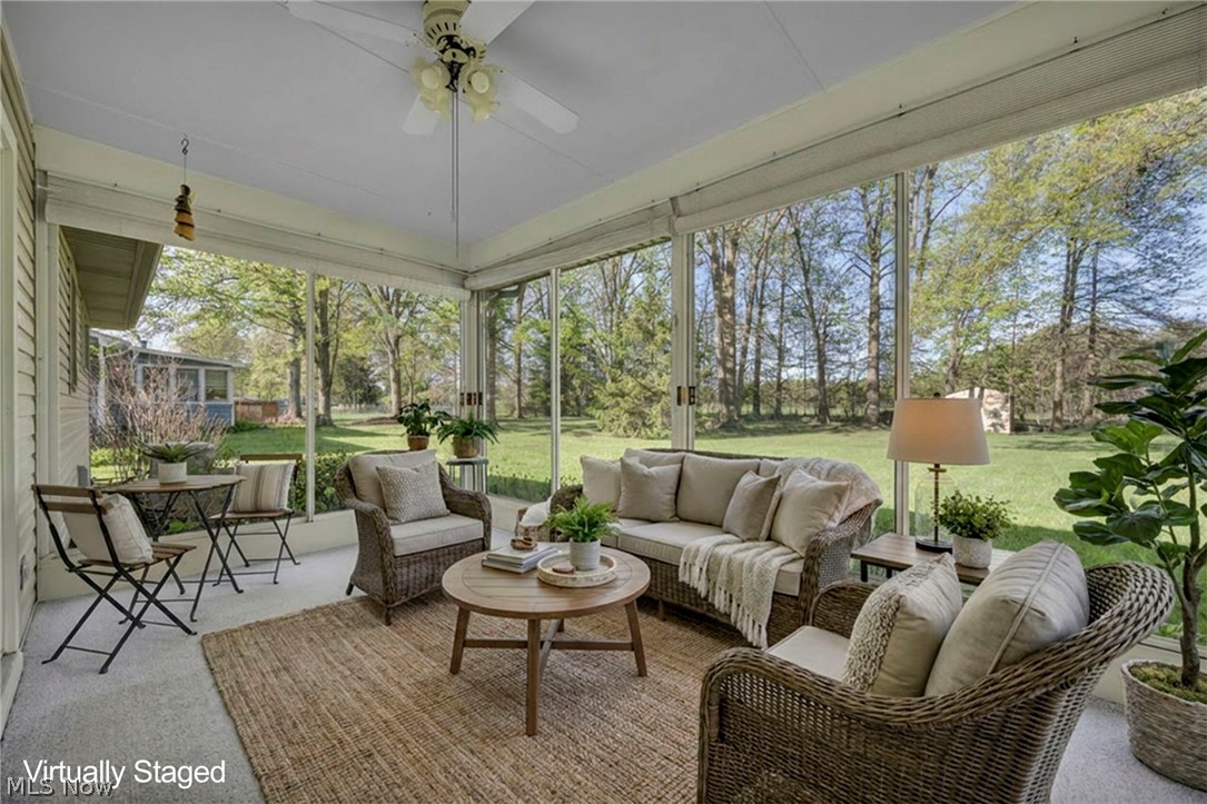5843 Louise Avenue NW Champion OH 44483