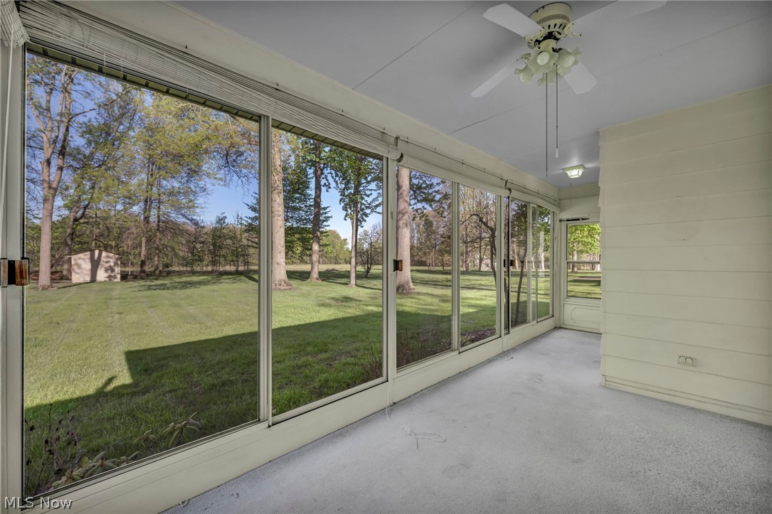 5843 Louise Avenue NW Champion OH 44483