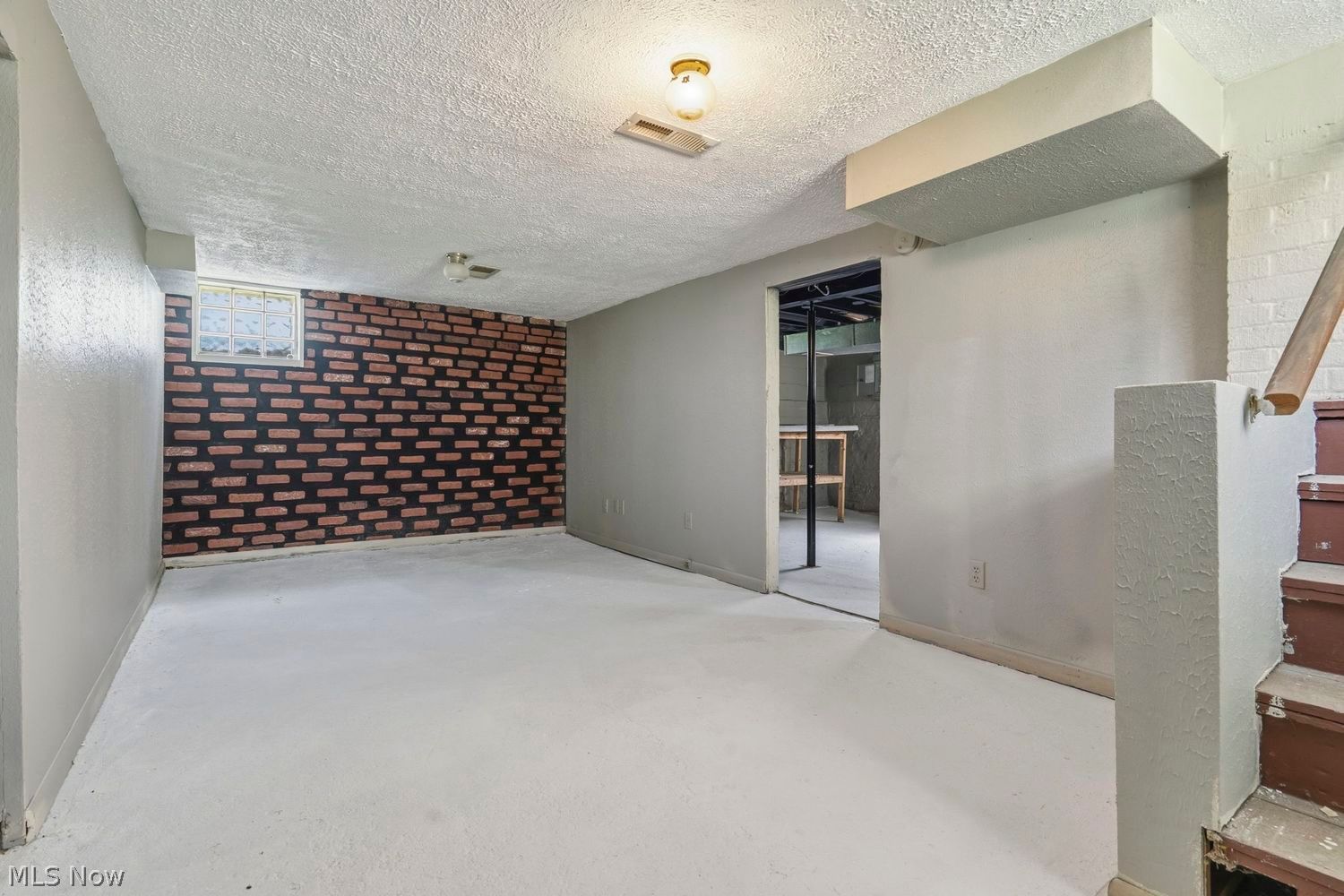 723 Neale Avenue SW Massillon OH 44647