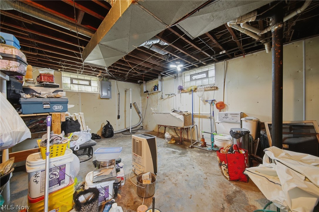 1712 Girard Street Akron OH 44301