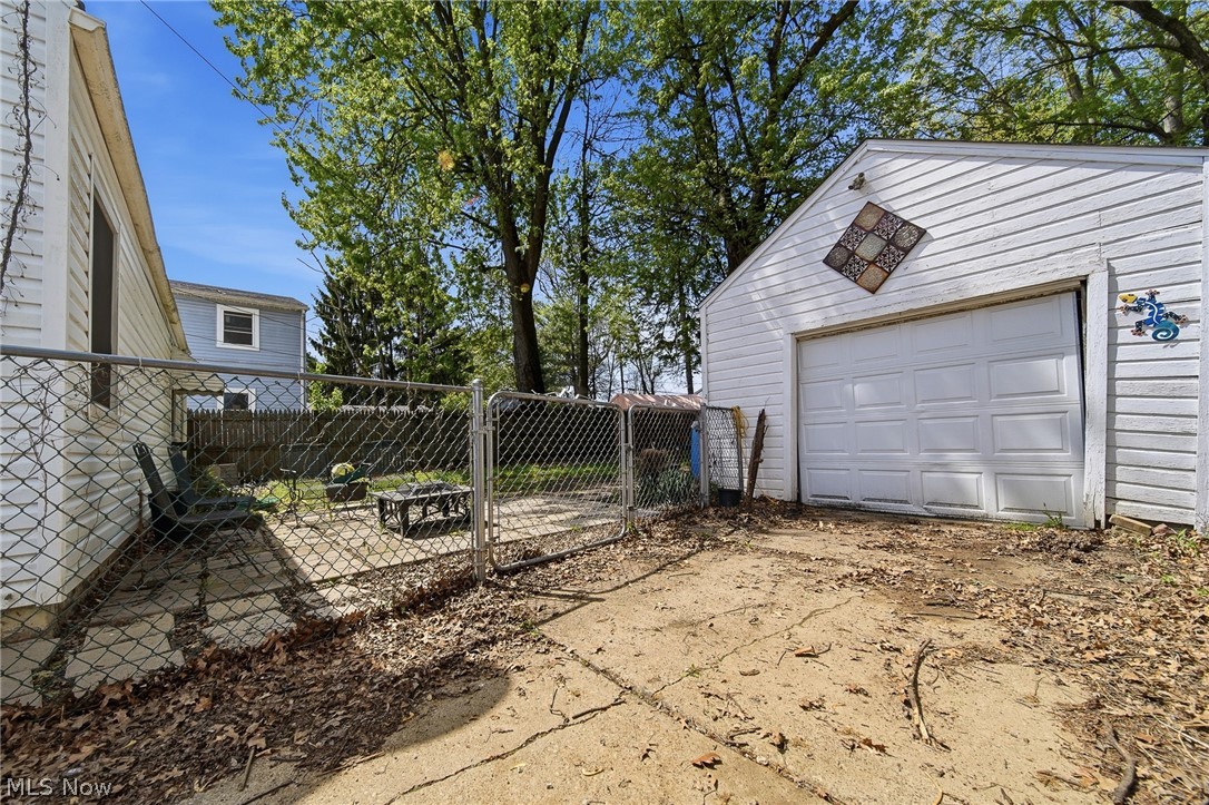 1712 Girard Street Akron OH 44301