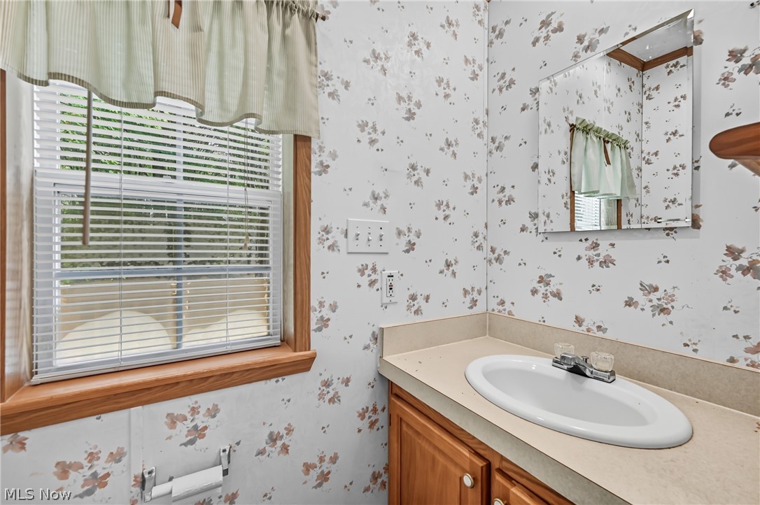 6174 Us Route 6 Pierpont OH 44082