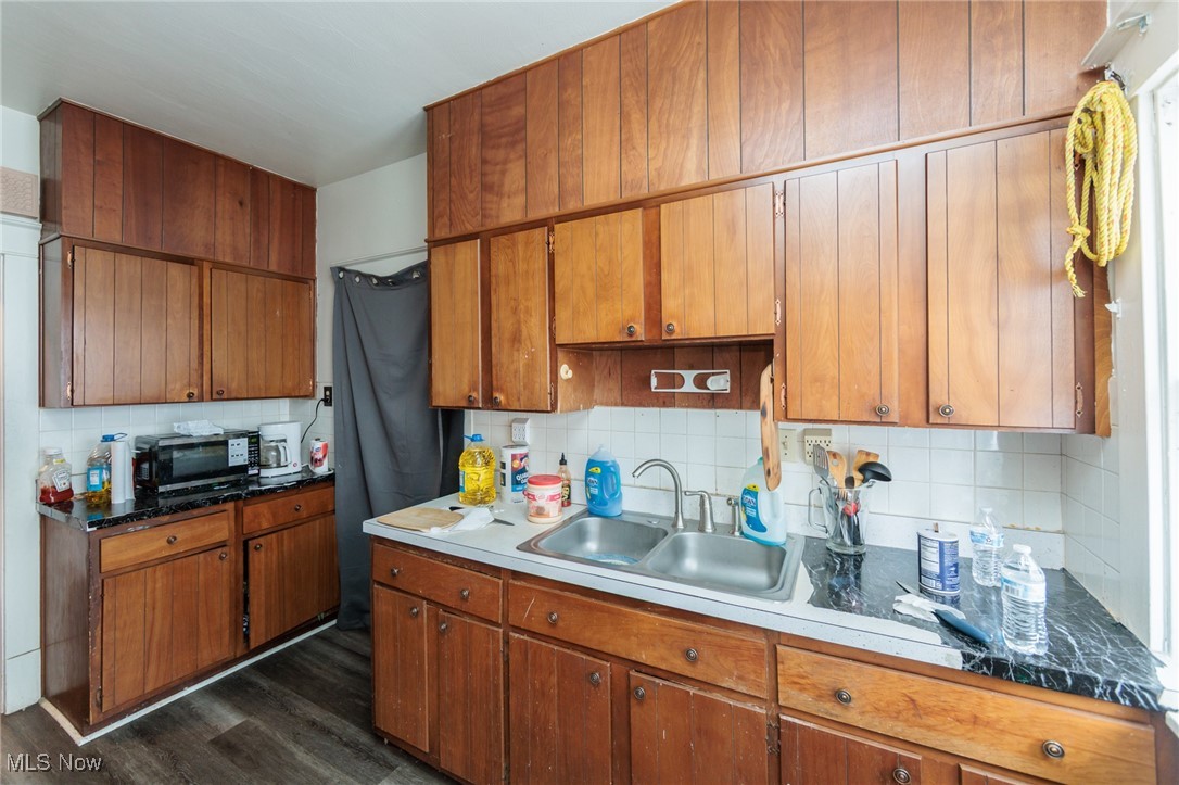 3724 W 130th Street Cleveland OH 44111