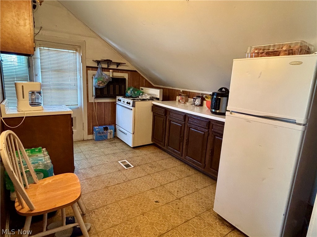 3724 W 130th Street Cleveland OH 44111
